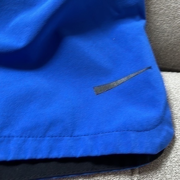 Nike Pro Men’s Blue Workout Shorts - Picture 2 of 6